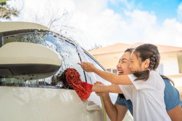 Hati-Hati Saat Mencuci Mobil, Bisa Bikin Lecet